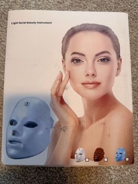 Light Facial Beauty Instrument - LED Face Mask